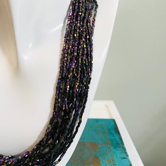 Vintage Metallic Beaded Necklace - Picture 5 of 8